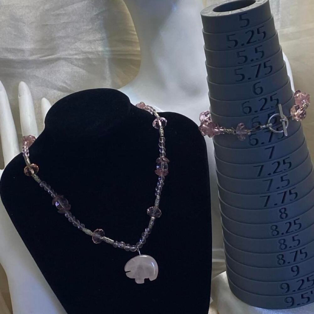 Vintage Quartz Rose Quartz Carved Bear Necklace & Bracelet Set Pink Silver Tone